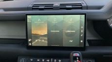 Land Rover Defender 3.0 D250 X-Dynamic HSE 110 5dr Auto Diesel Estate